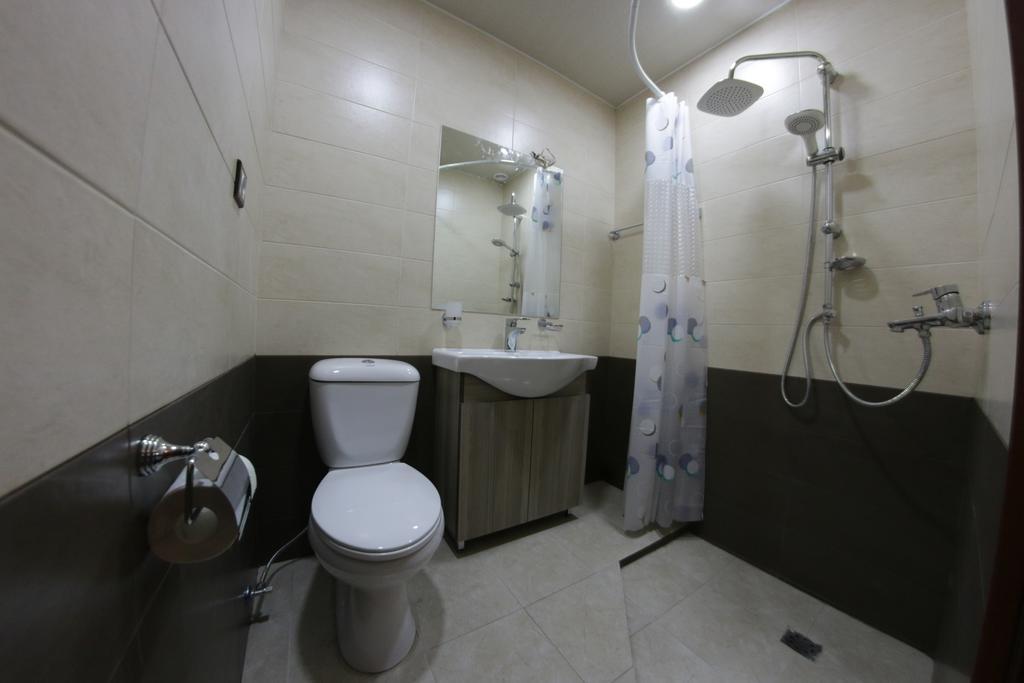 Shara Talyan Guest House & Tours Jerevan Pokoj fotografie
